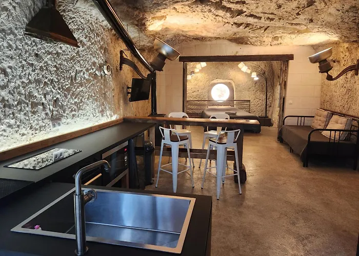 Le Cavernacle